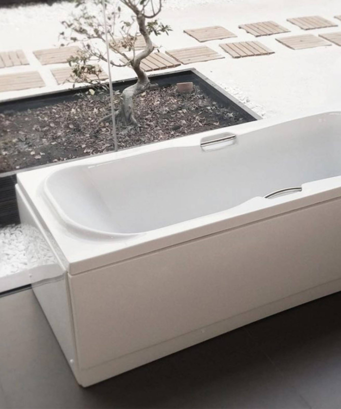 Project Built-in Acrylic Bath with Panel - Glossy White