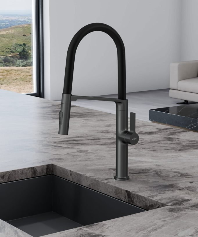 Modern Sink Mixer with Spray Head - Gunmetal