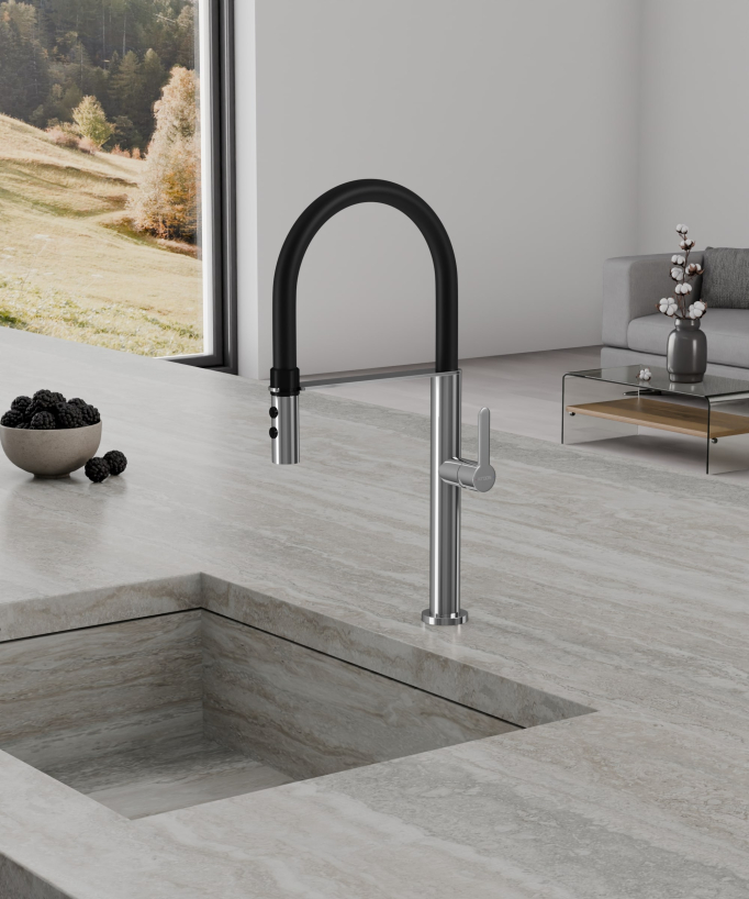 Tall sink mixer tap with pull-out spray