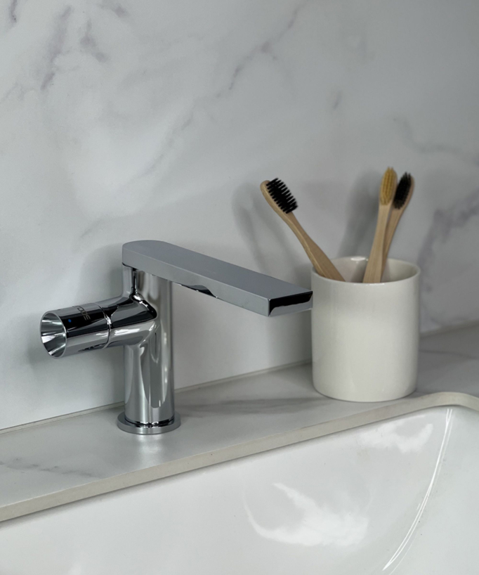 Modern Basin Mixer Tap, Chrome - Syrma