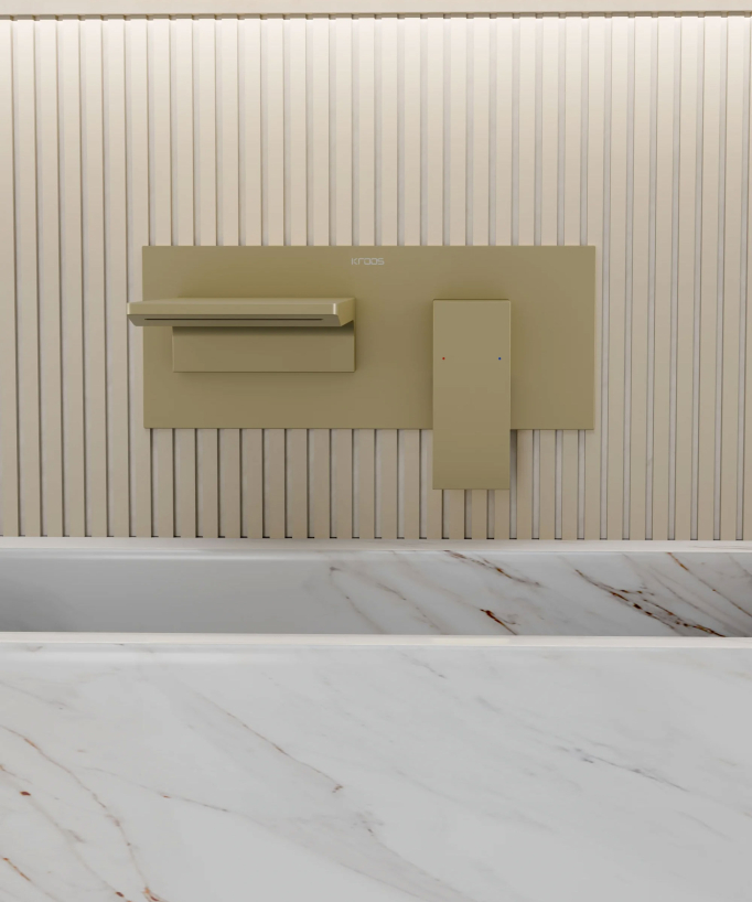 Wall-Mounted Waterfall Basin Mixer, Brushed Gold - Thilia
