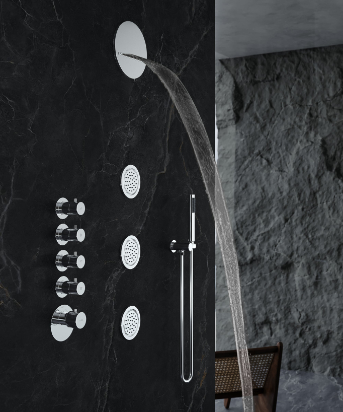Round Thermostatic Rain Shower Set with Body Jets - Chrome - Corbeau