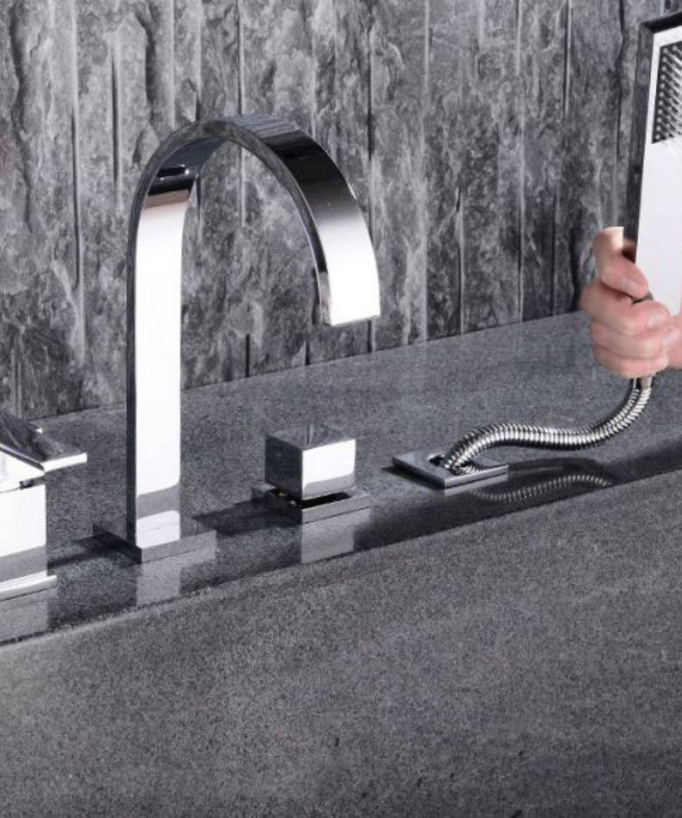 Classic Deck-Mounted Bath Tap with 4-Hole Hand Shower