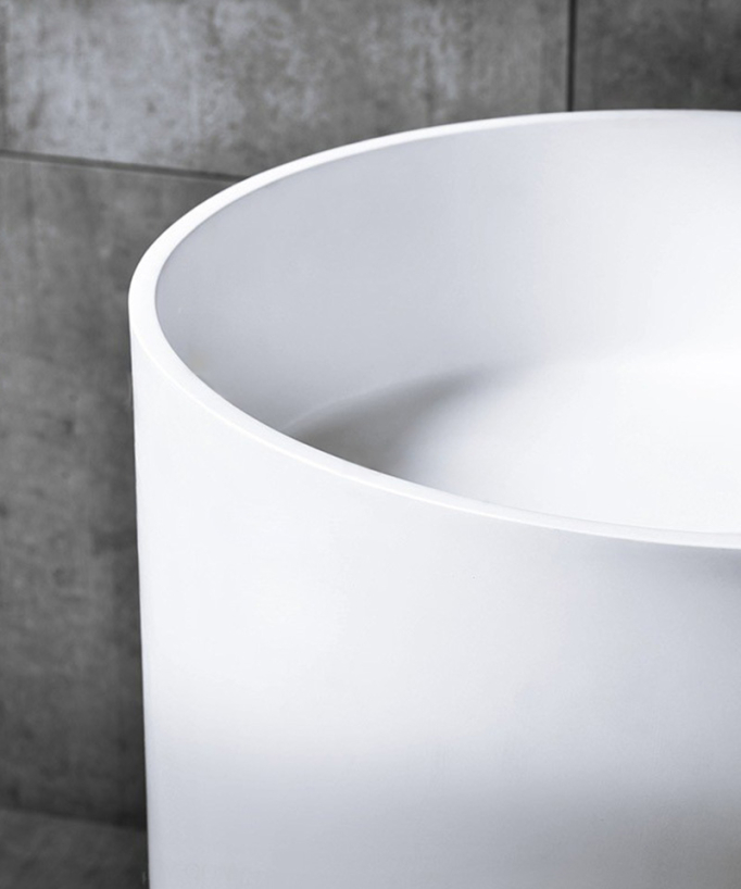 Round Freestanding Basin - Glossy White